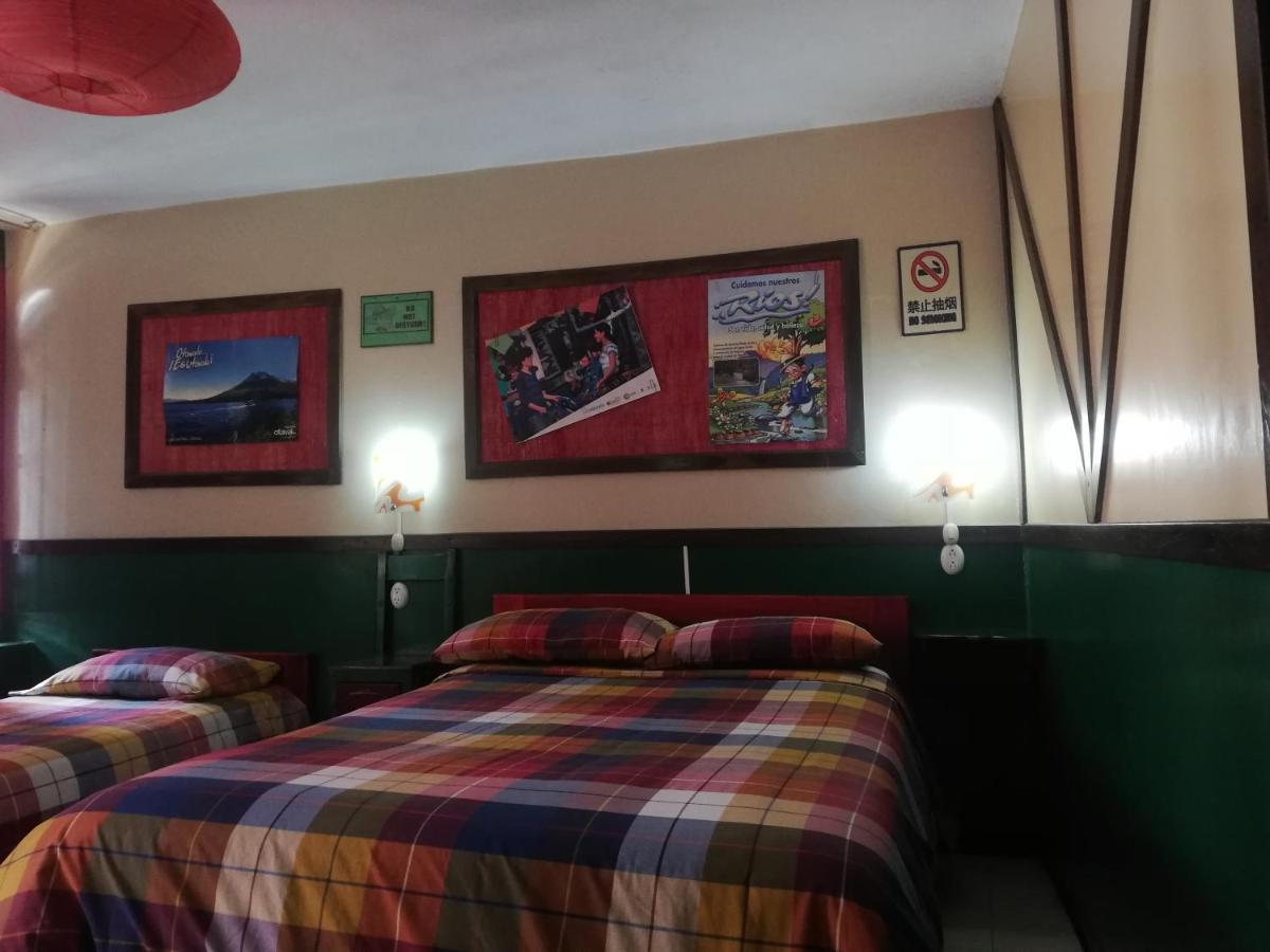 Bed and Breakfast Flying Donkey Otavalo Exterior foto