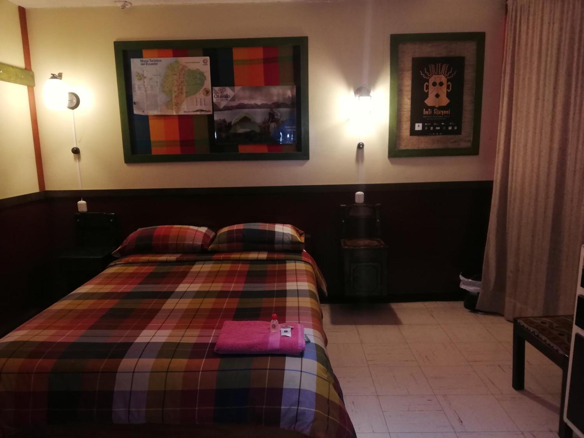 Bed and Breakfast Flying Donkey Otavalo Exterior foto