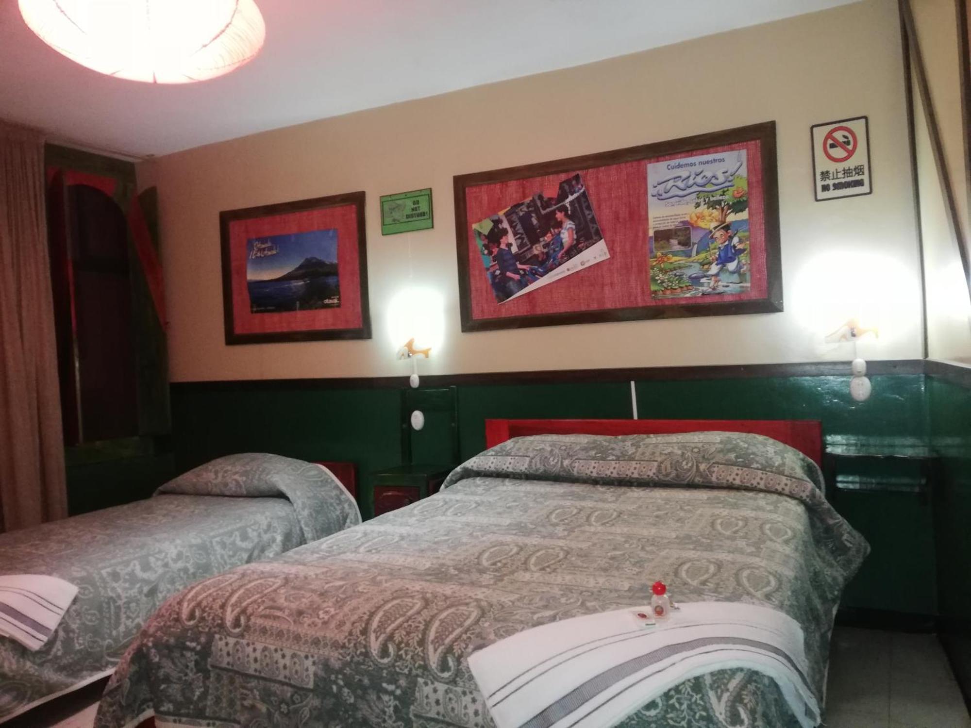 Bed and Breakfast Flying Donkey Otavalo Exterior foto